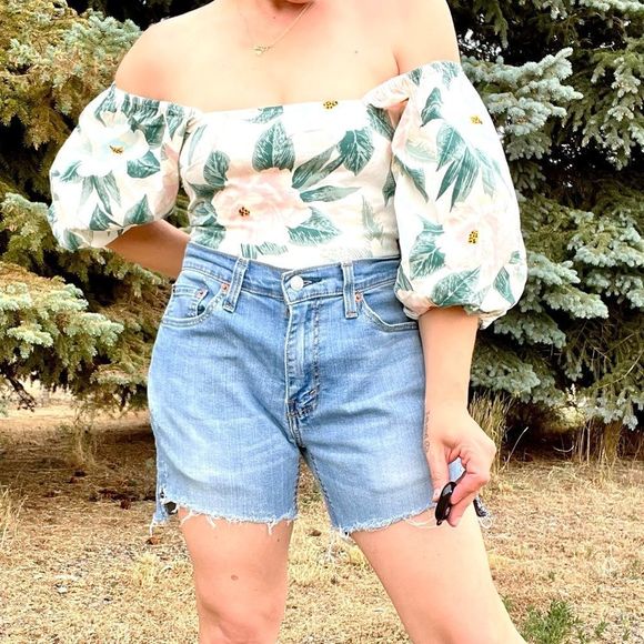 Custom Levi’s Denim Jean Cutoff Shorts Distressed Levi’s 541 32” Waist JORTS - Picture 3 of 7